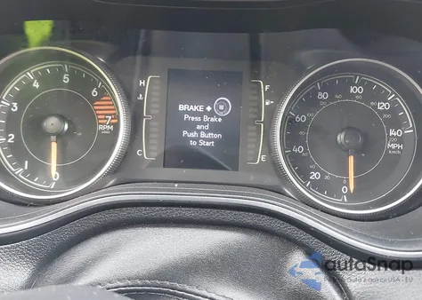 2019 Jeep Cherokee Latitude Plus Fwd из США, поврежденный, VIN 1C4PJLLB4KD241484